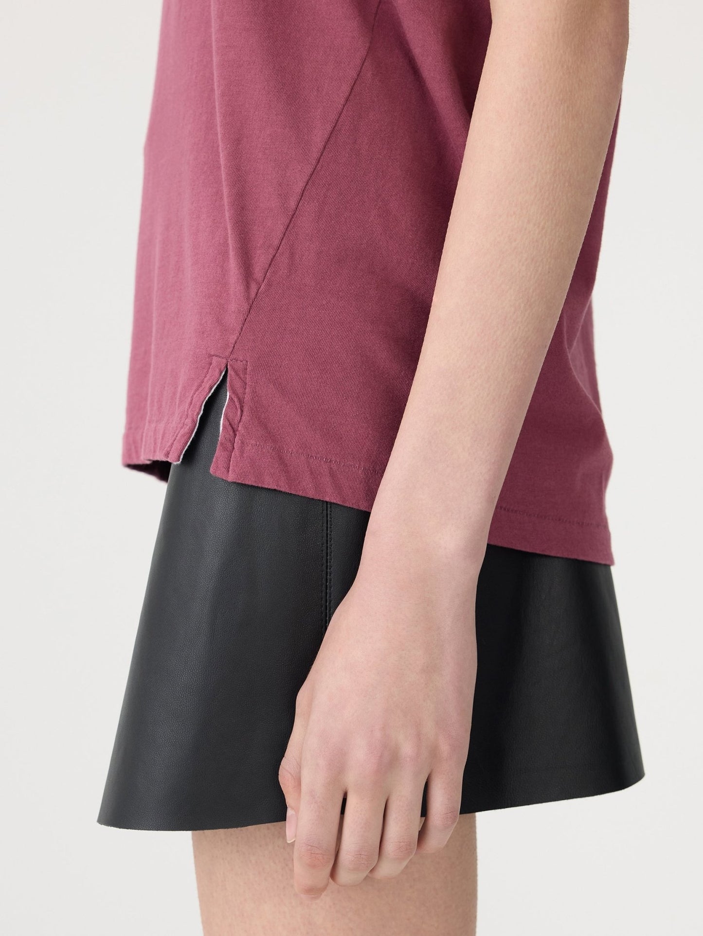 bassike | Classic t-shirt | Faded Plum | Palm Boutique