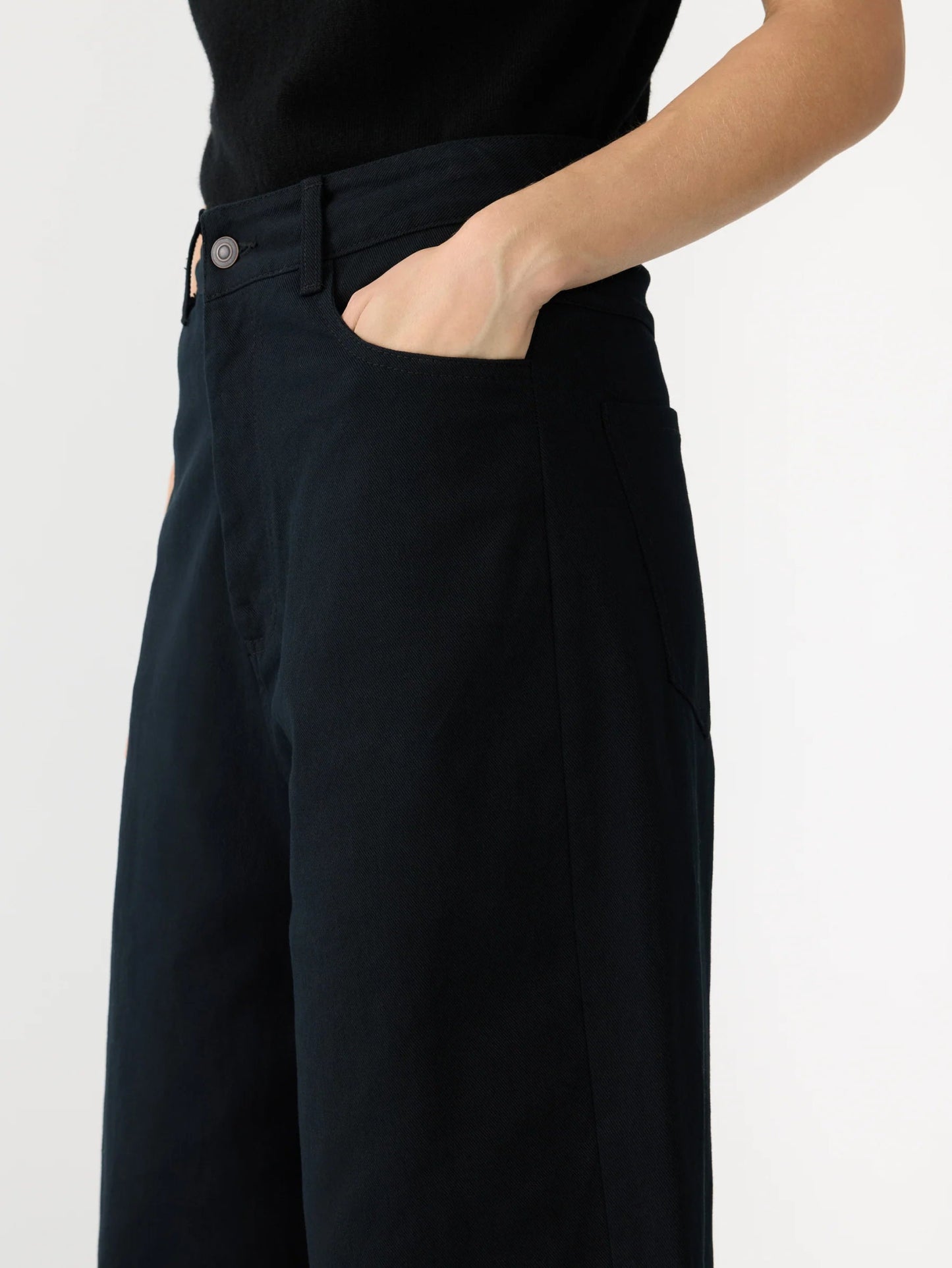 bassike | Cotton Twill Barrel Leg Pant | Black | Palm Boutique