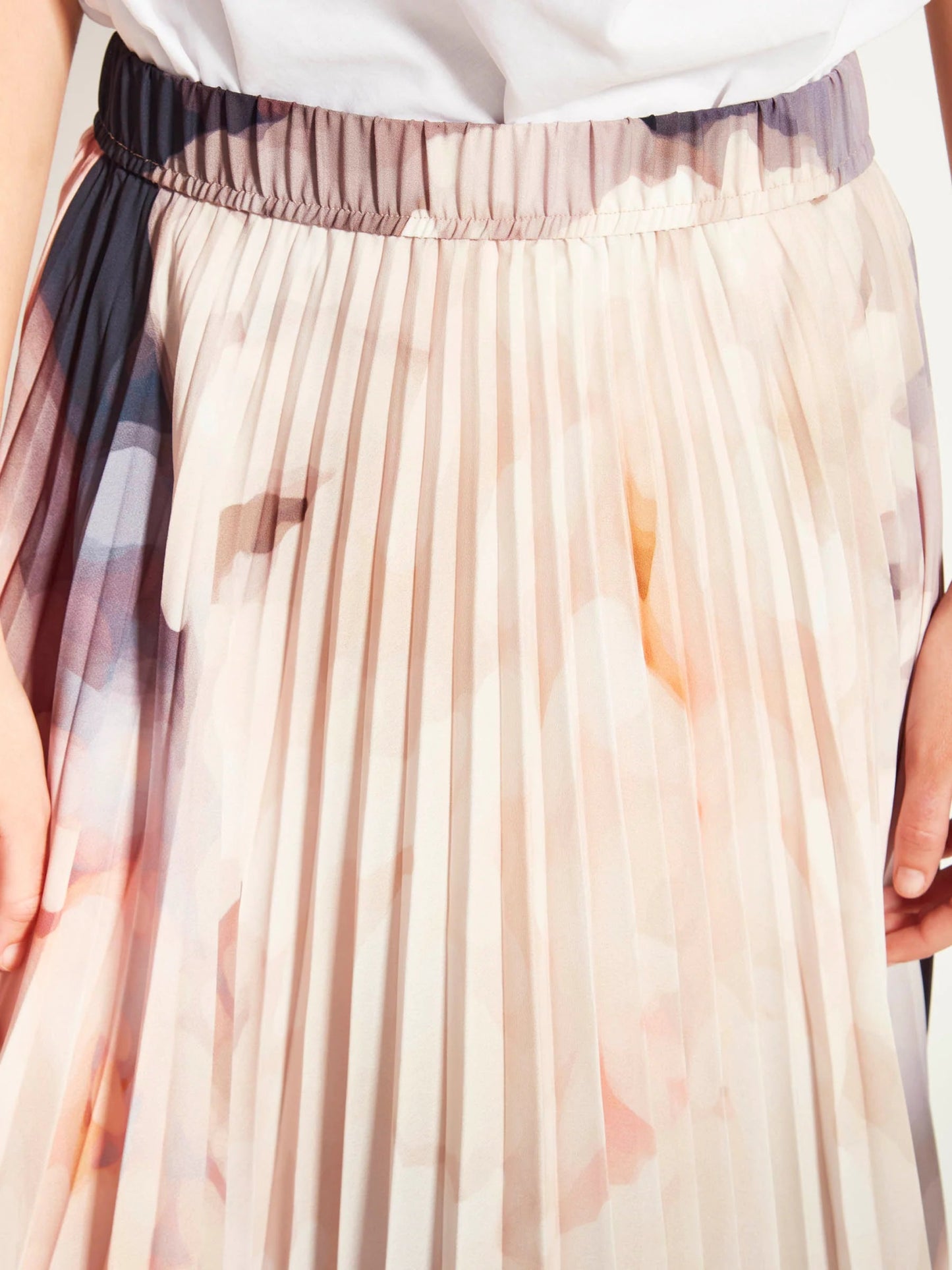 Juliette Hogan | Evelyn Pleat Skirt | (Bloom Crepe) Bouquet | Palm Boutique