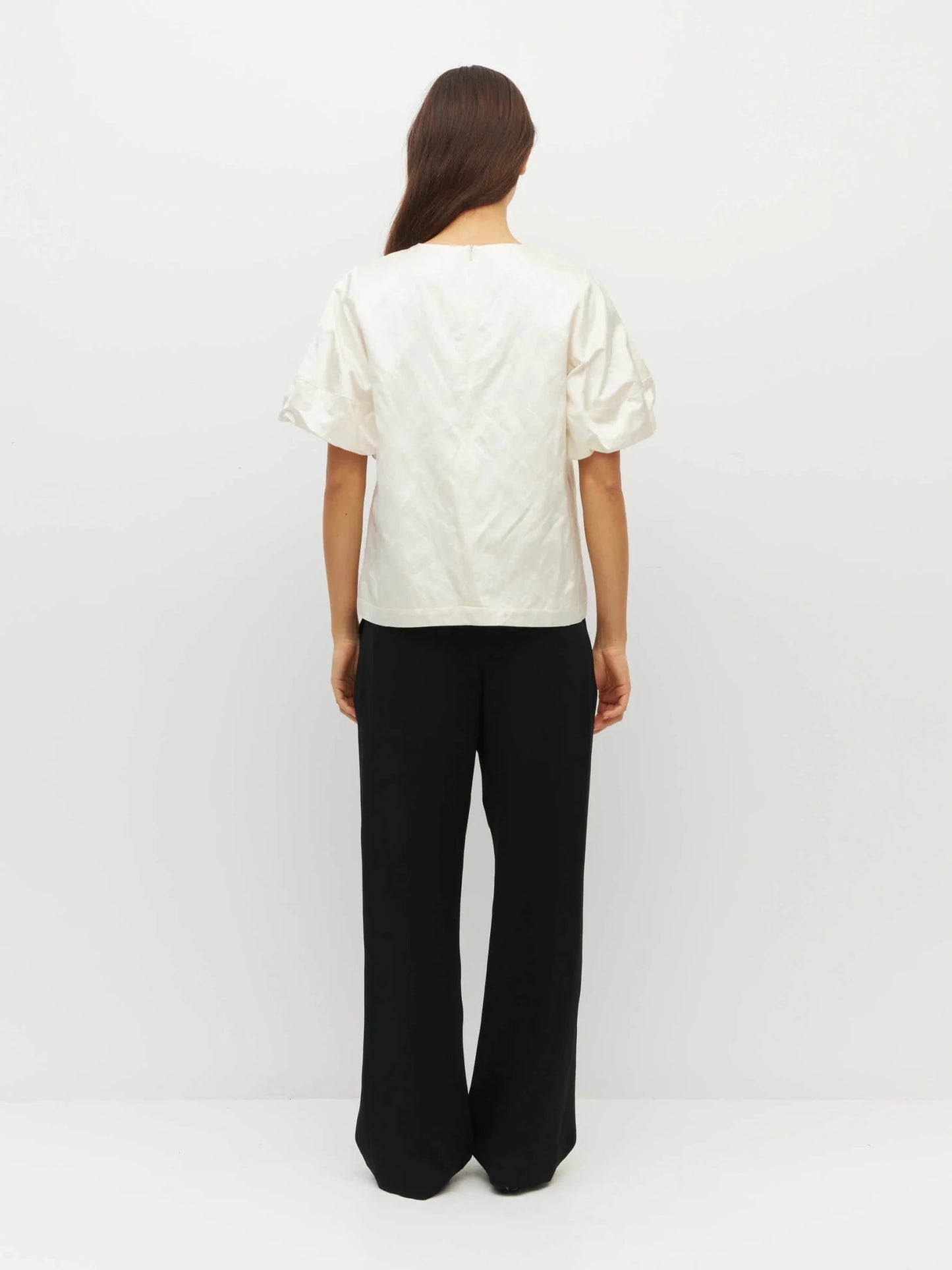 Juliette Hogan | Loro Top (Sculptural Satin) | Antique Pearl | Palm Boutique