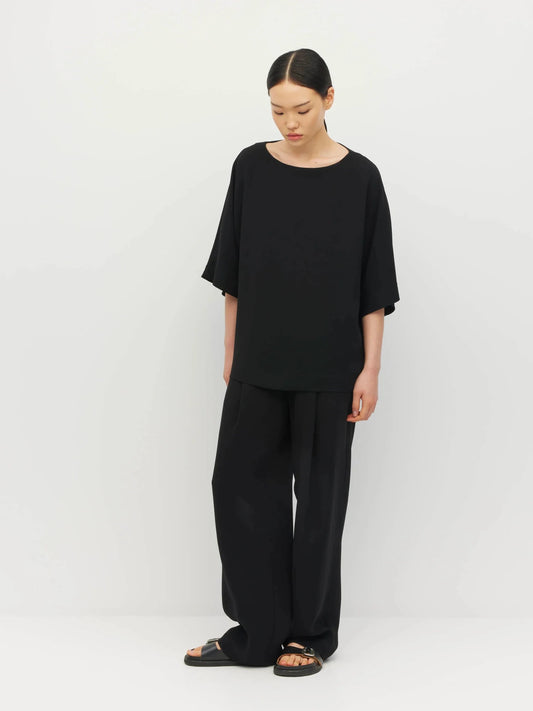 Juliette Hogan | Nami T (Luxe Suiting) | Black | Palm Boutique