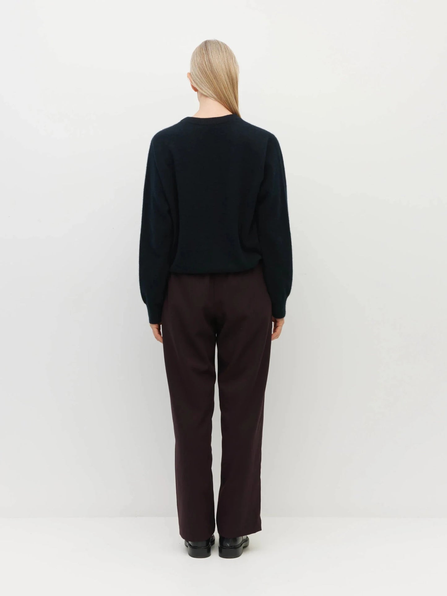 Juliette Hogan | Travel Pant (Bonotto Crepe) | Plum | Palm Boutique