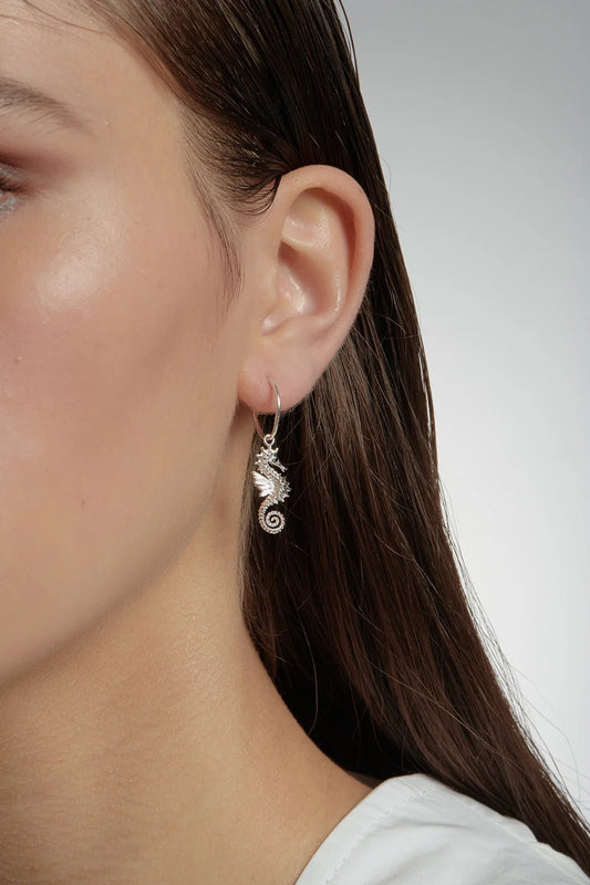 Karen Walker Jewellery | Seahorse Sleepers w Black Spinel | Silver | Palm Boutique