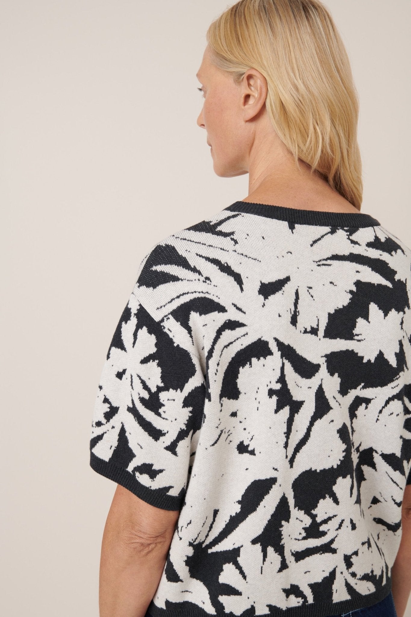 kowtow | Etched Top | Etched Jacquard | Palm Boutique