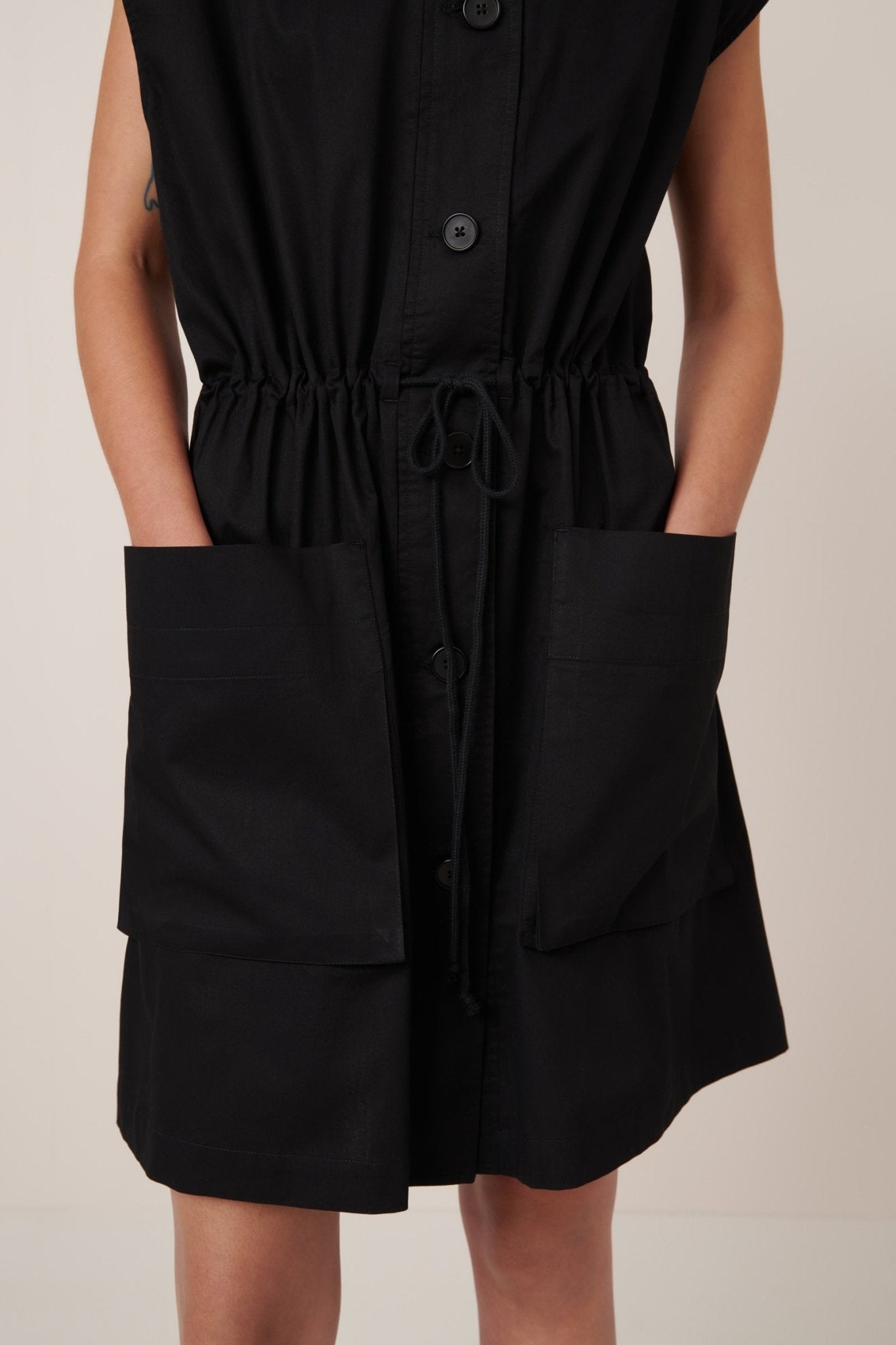 kowtow | Parker Dress | Black | Palm Boutique