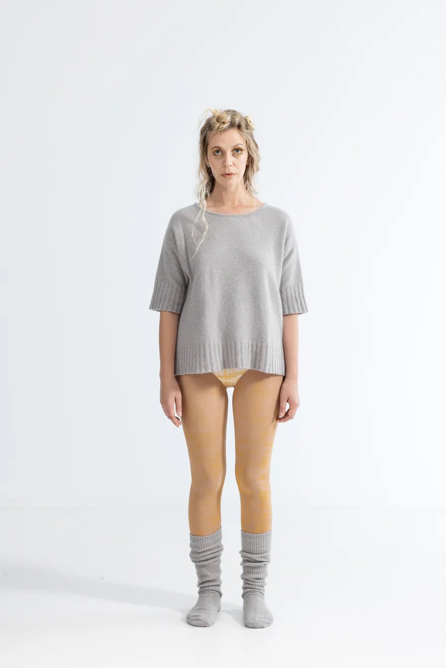 Lela Jacobs | U T-shirt | Ash | Palm Boutique