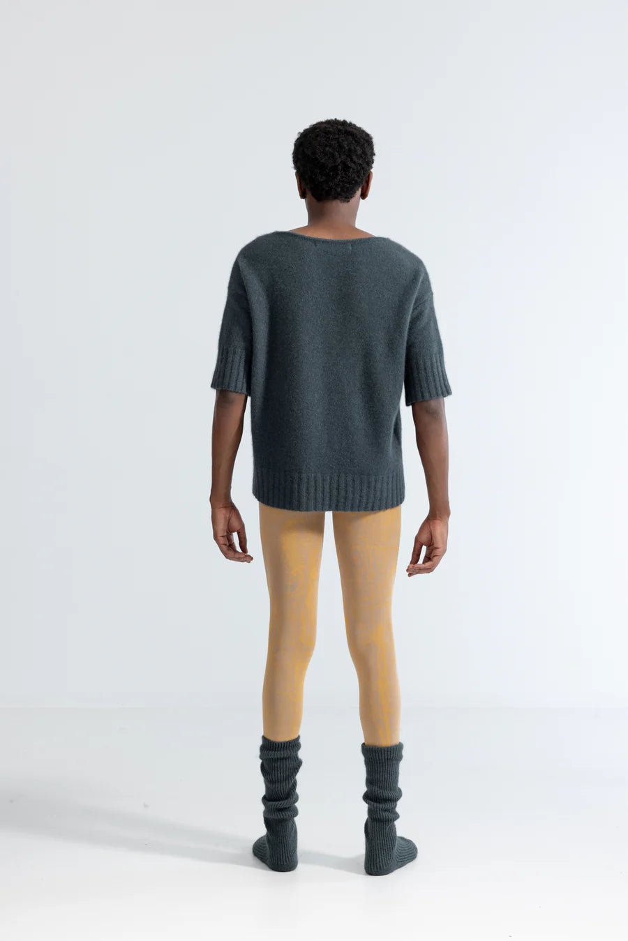 Lela Jacobs | U T-shirt | Midnight | Palm Boutique