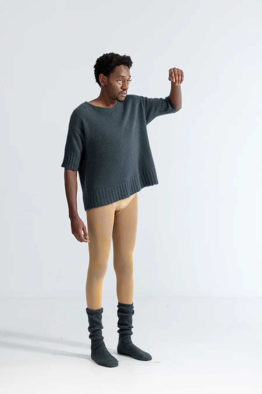 Lela Jacobs | U T-shirt | Midnight | Palm Boutique