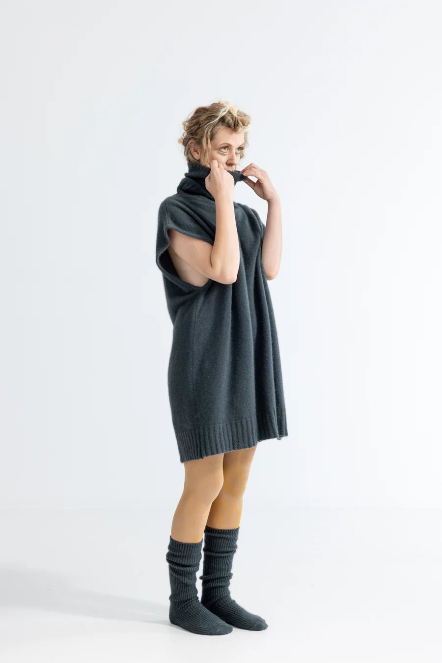 Lela Jacobs | U Turtle Vest | Midnight | Palm Boutique