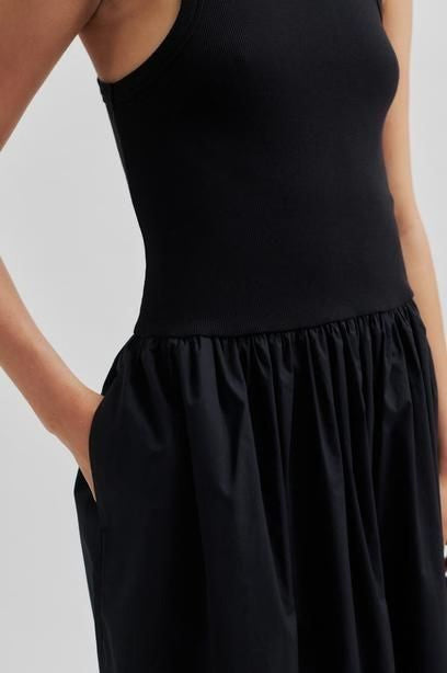 Nulana Dress | Black