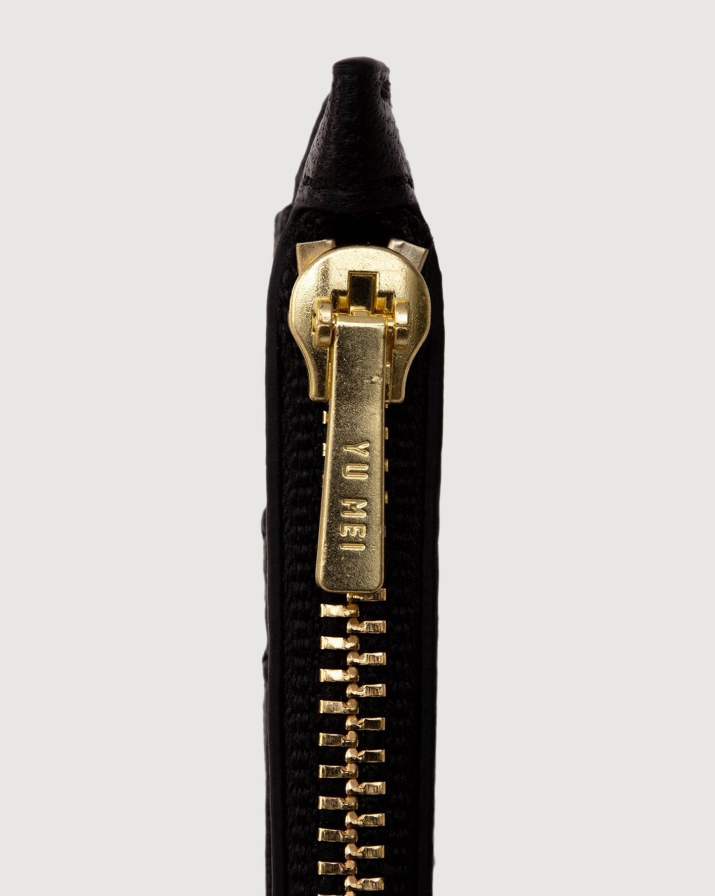 Yu Mei | Frank Cardholder | Black | Palm Boutique