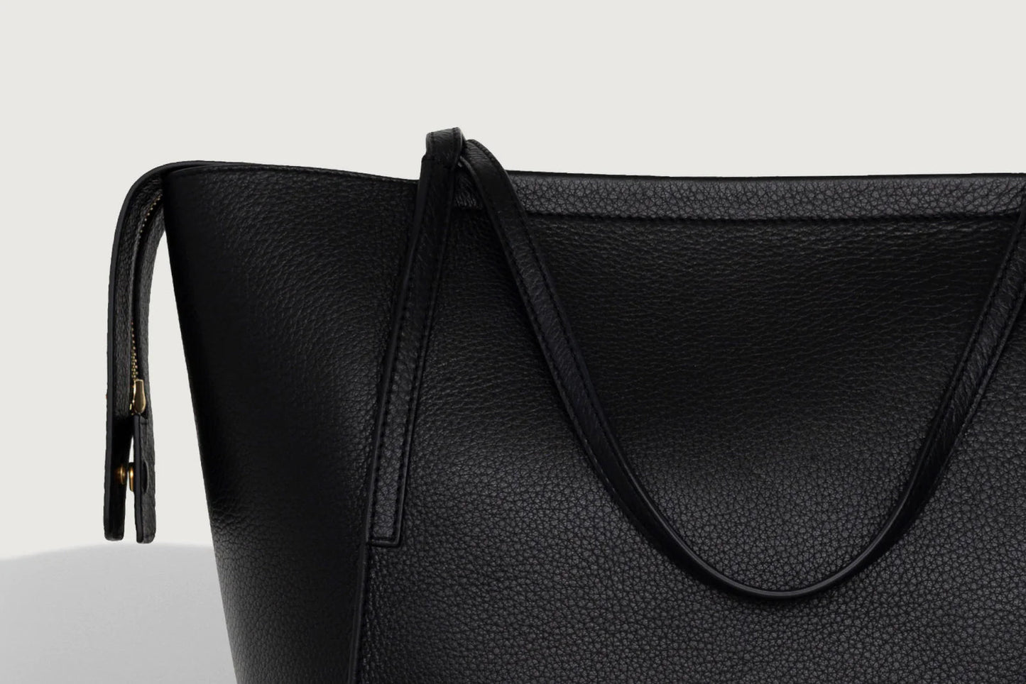 Yu Mei | Claudia Tote | Black | Palm Boutique