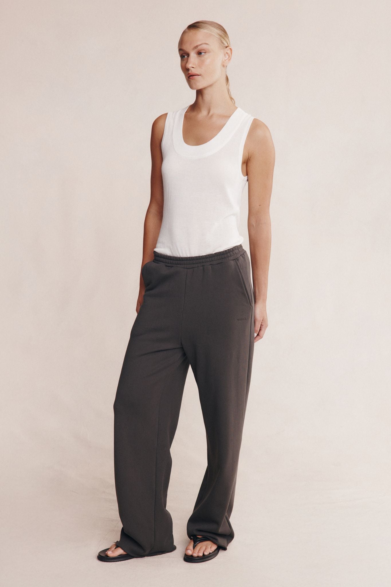Robin Pant | Charcoal