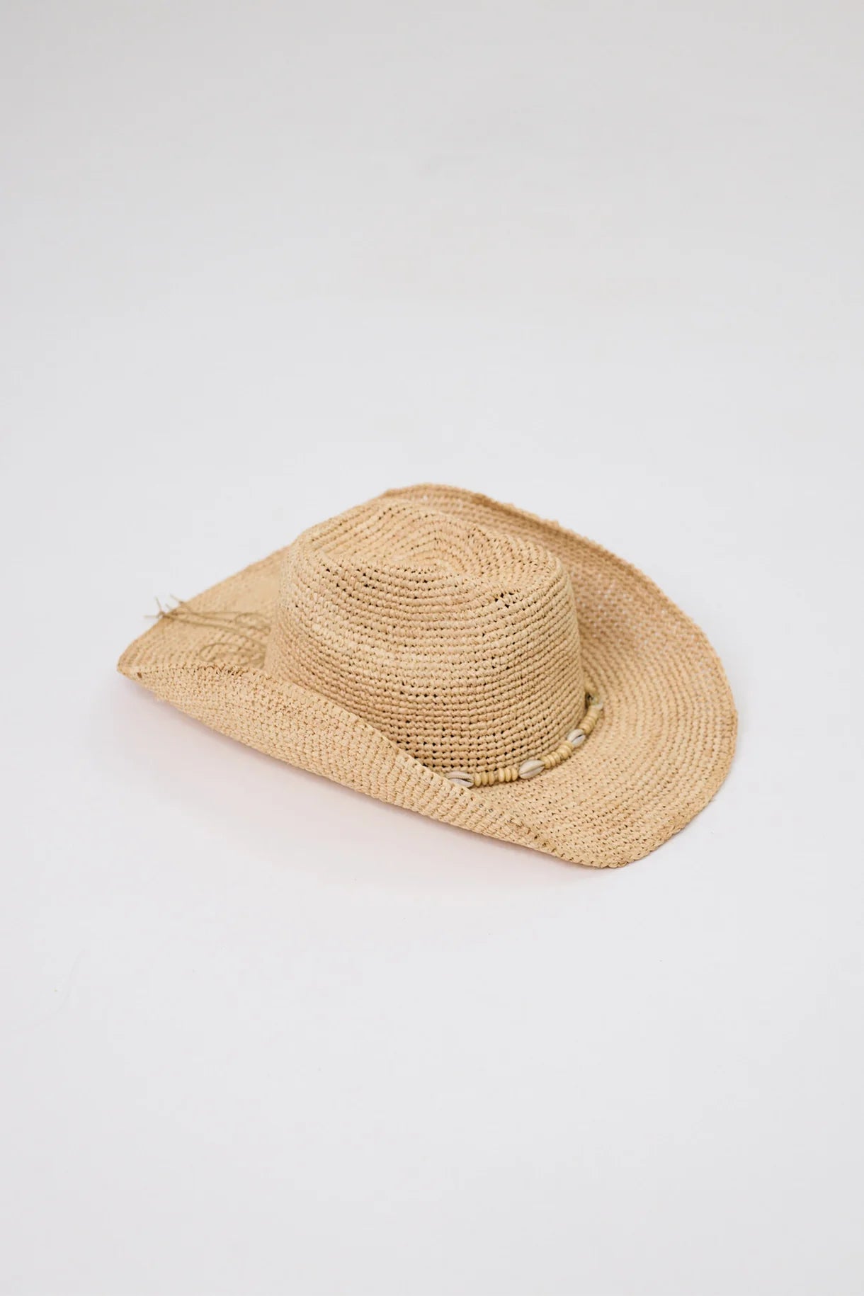 Sara Hat | Natural With Shells