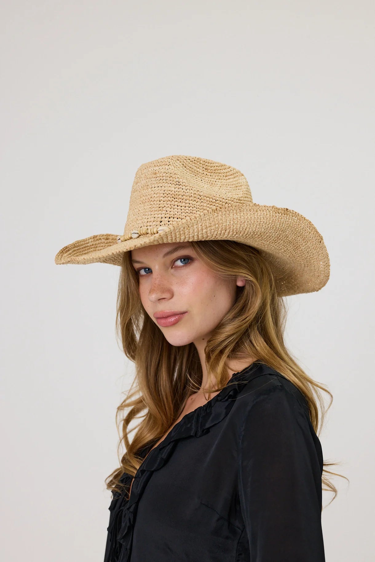 Sara Hat | Natural With Shells