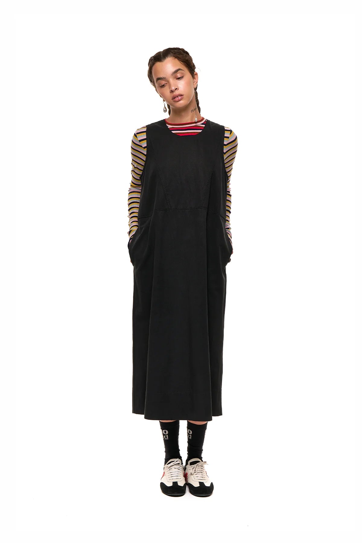 League Pinny | Black