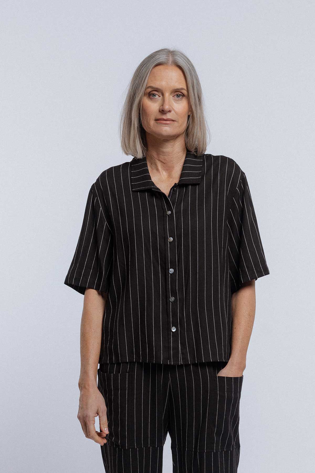 Smoking Shirt | Black Stripe