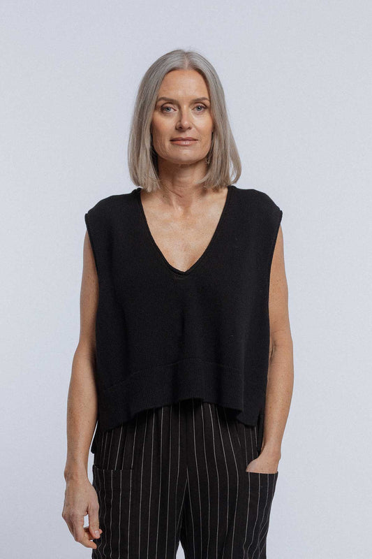 Vinnie Vest | Black