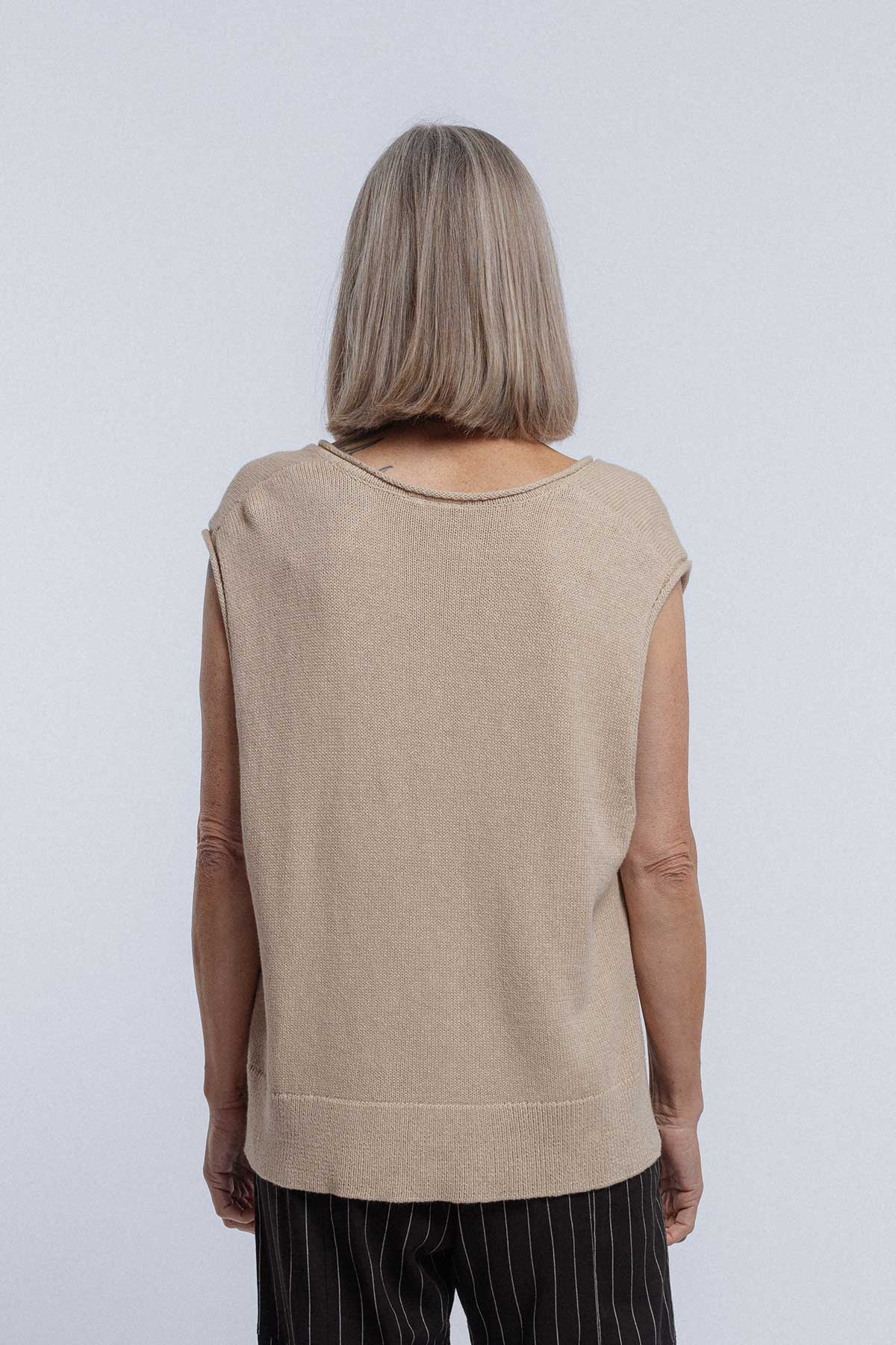 Vinnie Vest | Sable