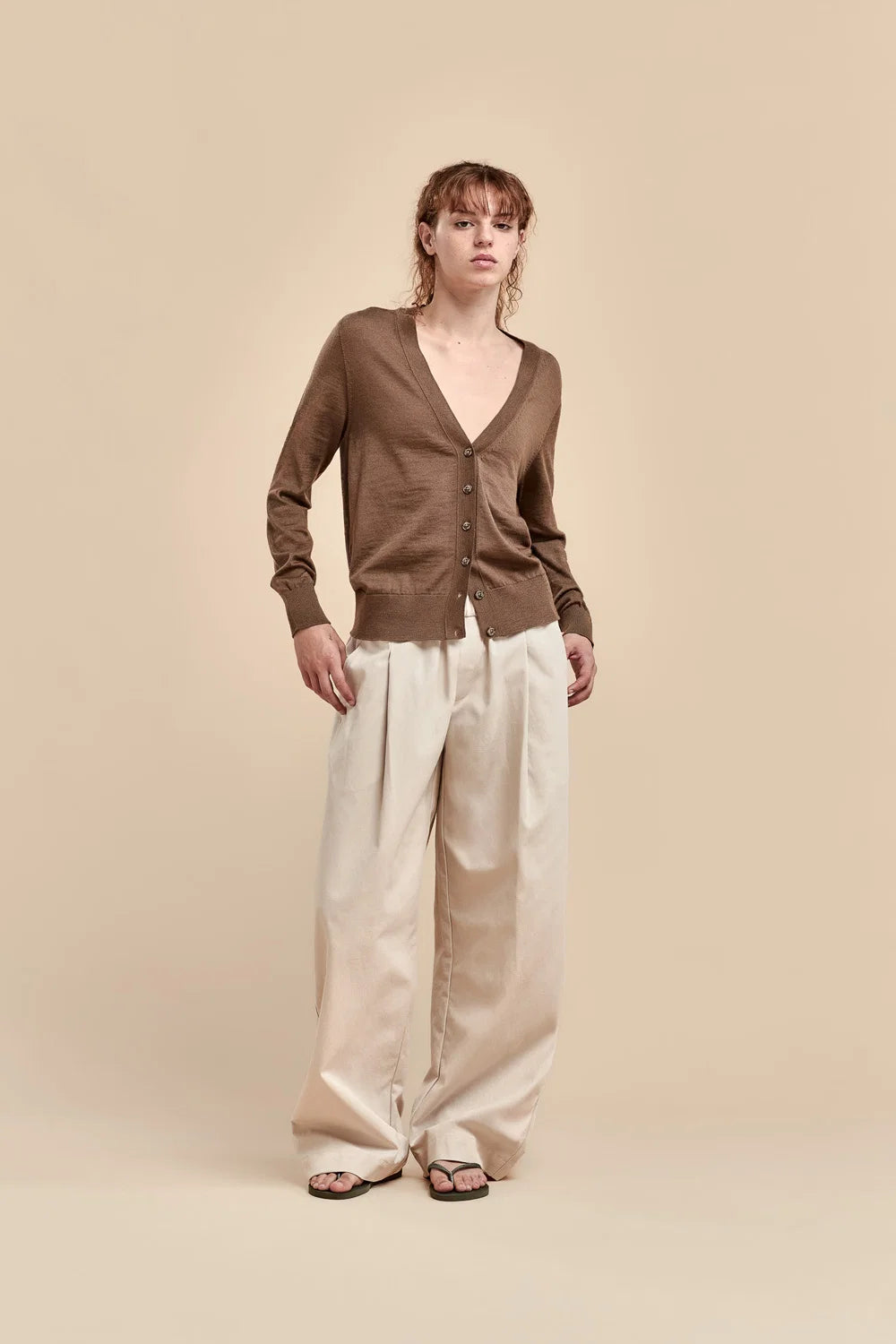 Merino Long V Cardigan | Truffle