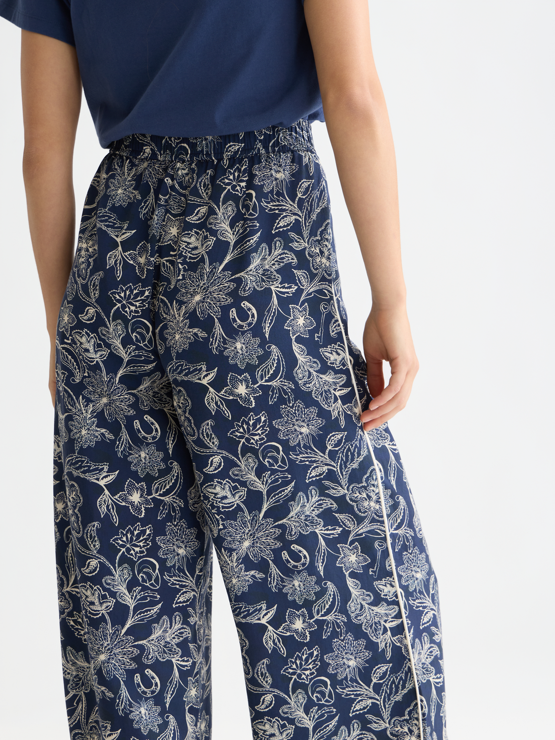 Eleni All Over Printed Pant | Lucky Bandana