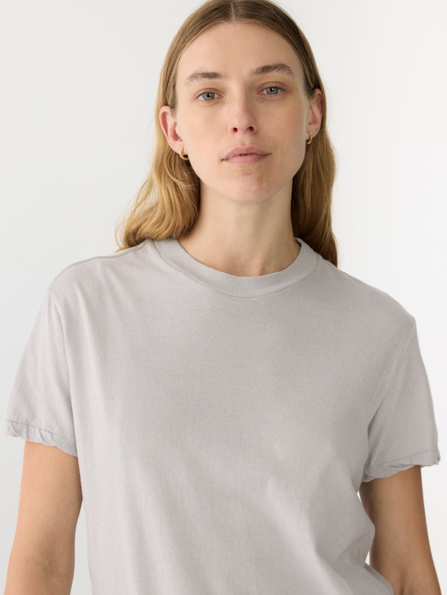 bassike | Regular Classic s/s t-shirt | Oyster Grey | Palm Boutique