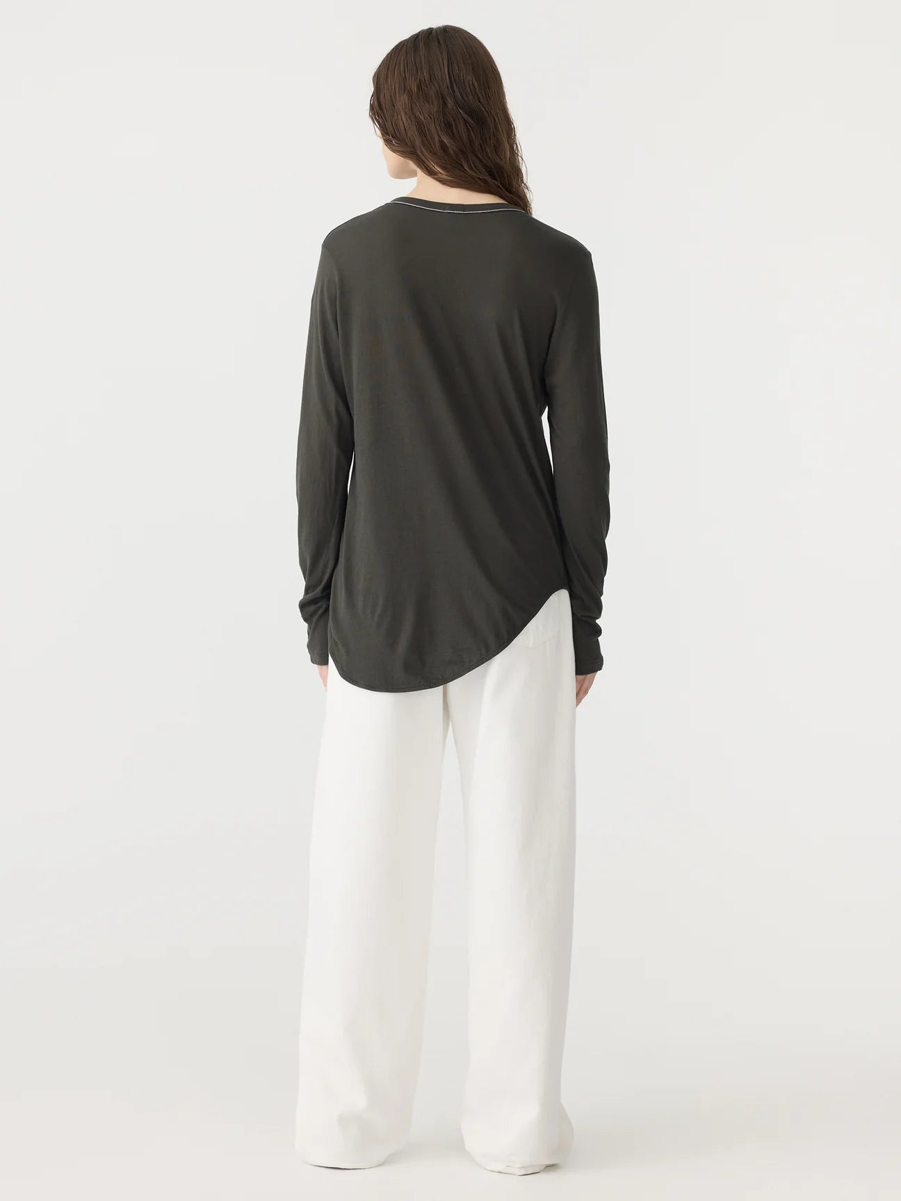 bassike | Regular Scoop Hem l/s t.shirt | Slate Grey | Palm Boutique