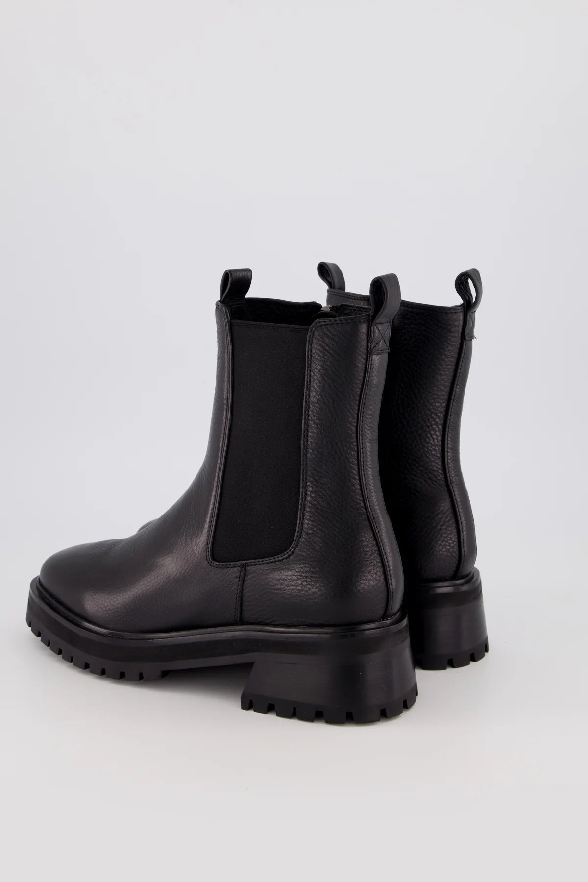 Bronwyn | Cleo | Black Tumble | Palm Boutique