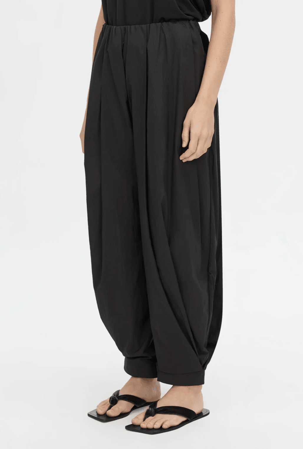 Camilla and Marc | Rhia Balloon Leg Pant | Black | Palm Boutique