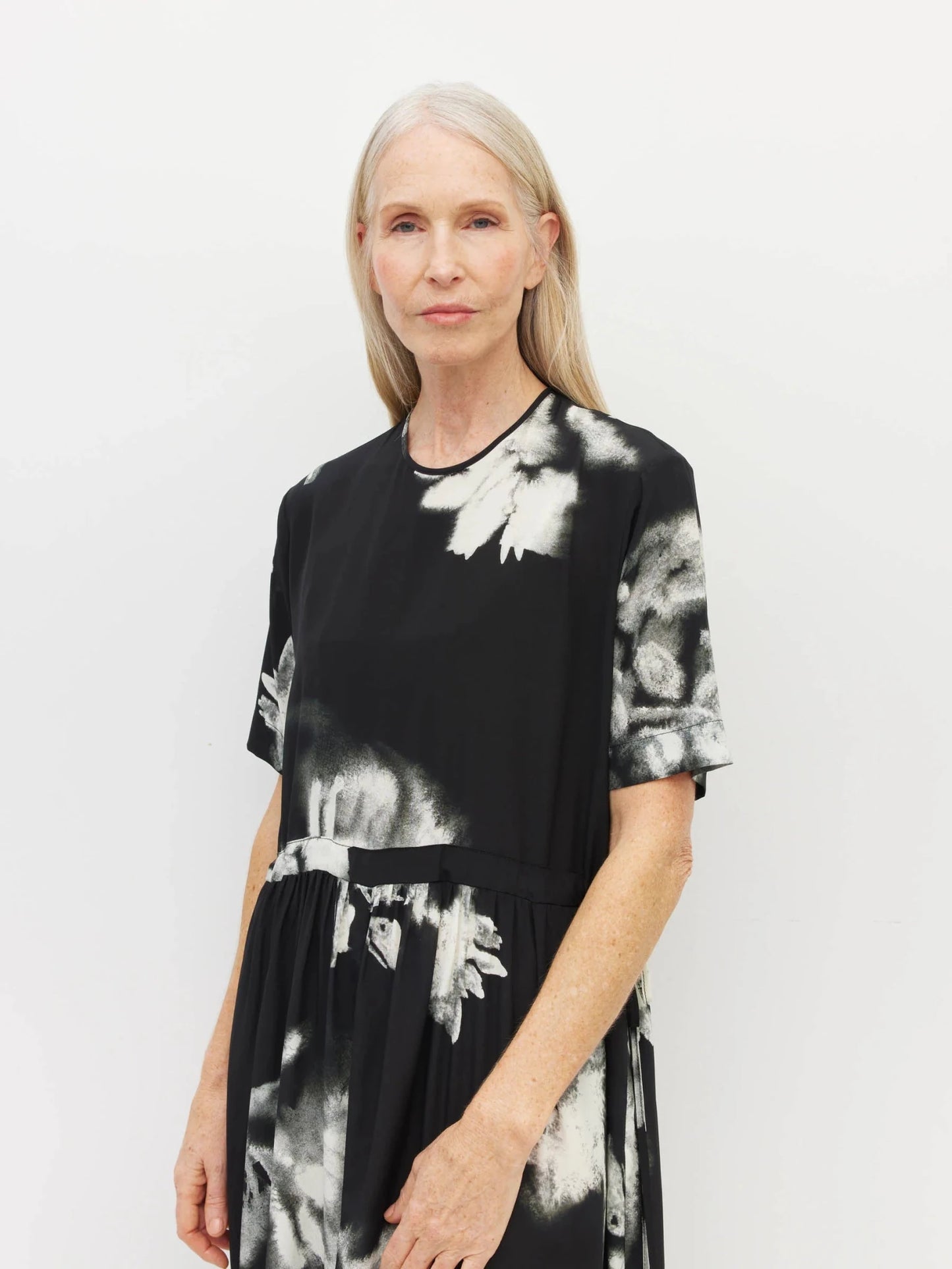 Juliette Hogan | Dima Tunic ( Inkflower Silk CDC) | Carbon | Palm Boutique