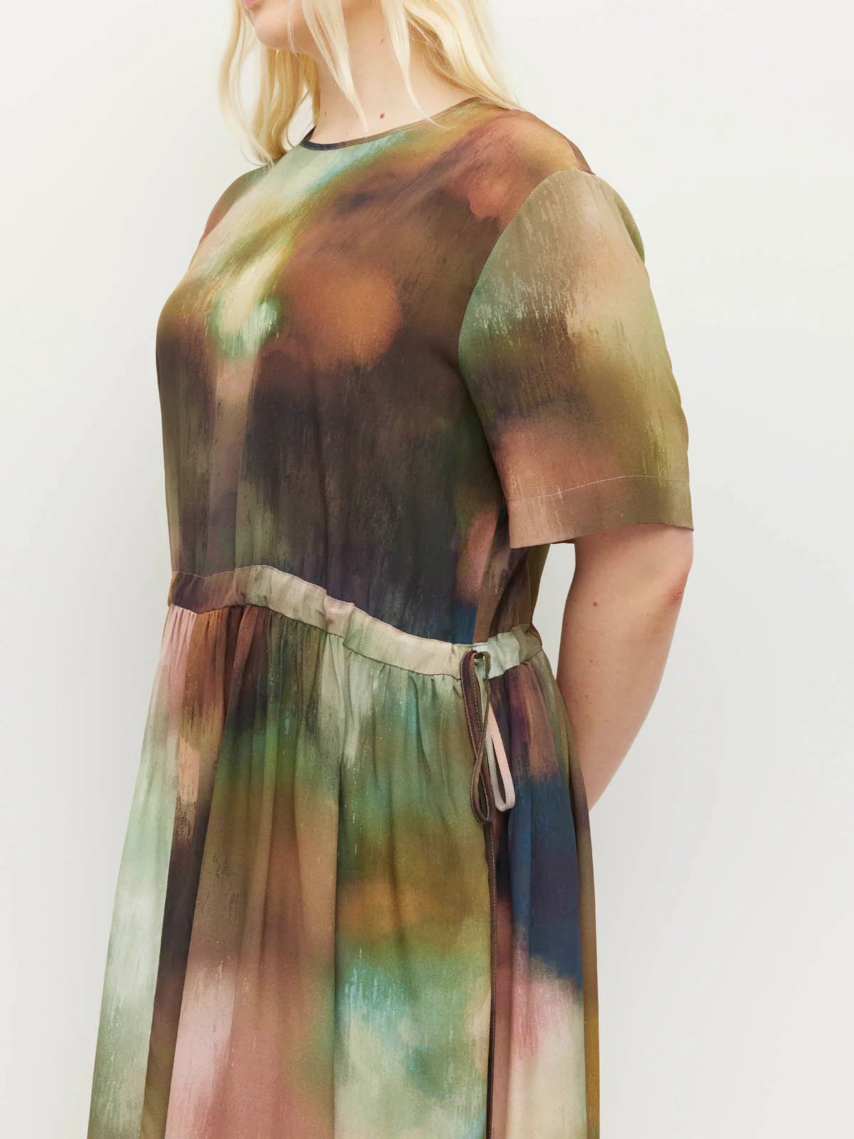Juliette Hogan | Dima Tunic (Solara Grand Silk CDC) | Golden Hour | Palm Boutique