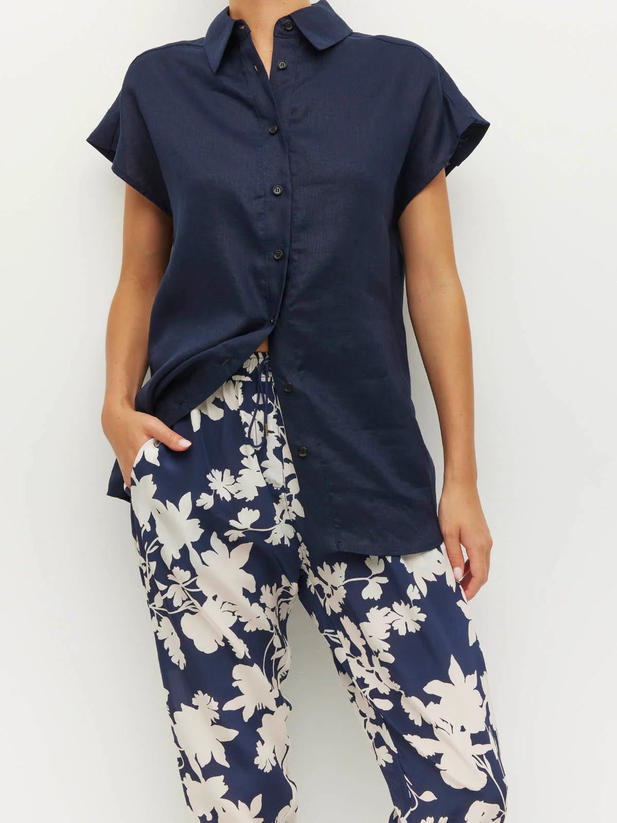 Juliette Hogan | Leonard Pant (Shadow Floral Silk CDC) | Silhoutte | Palm Boutique