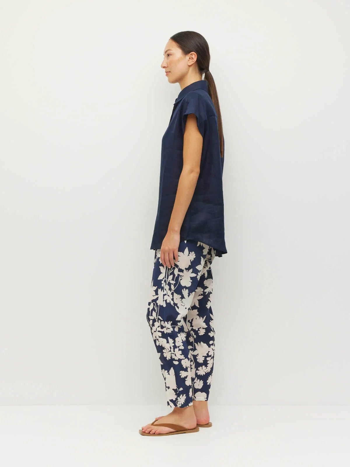 Juliette Hogan | Leonard Pant (Shadow Floral Silk CDC) | Silhoutte | Palm Boutique
