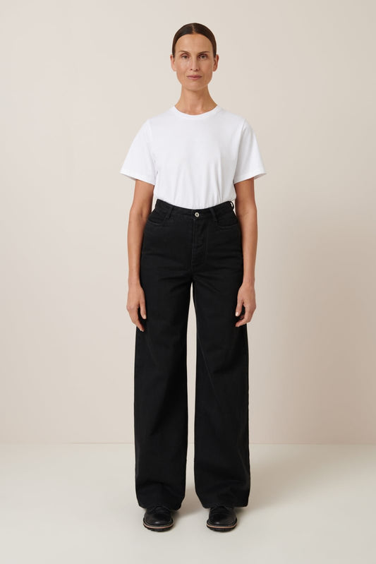 kowtow | High Puddle Jeans | Black Denim | Palm Boutique