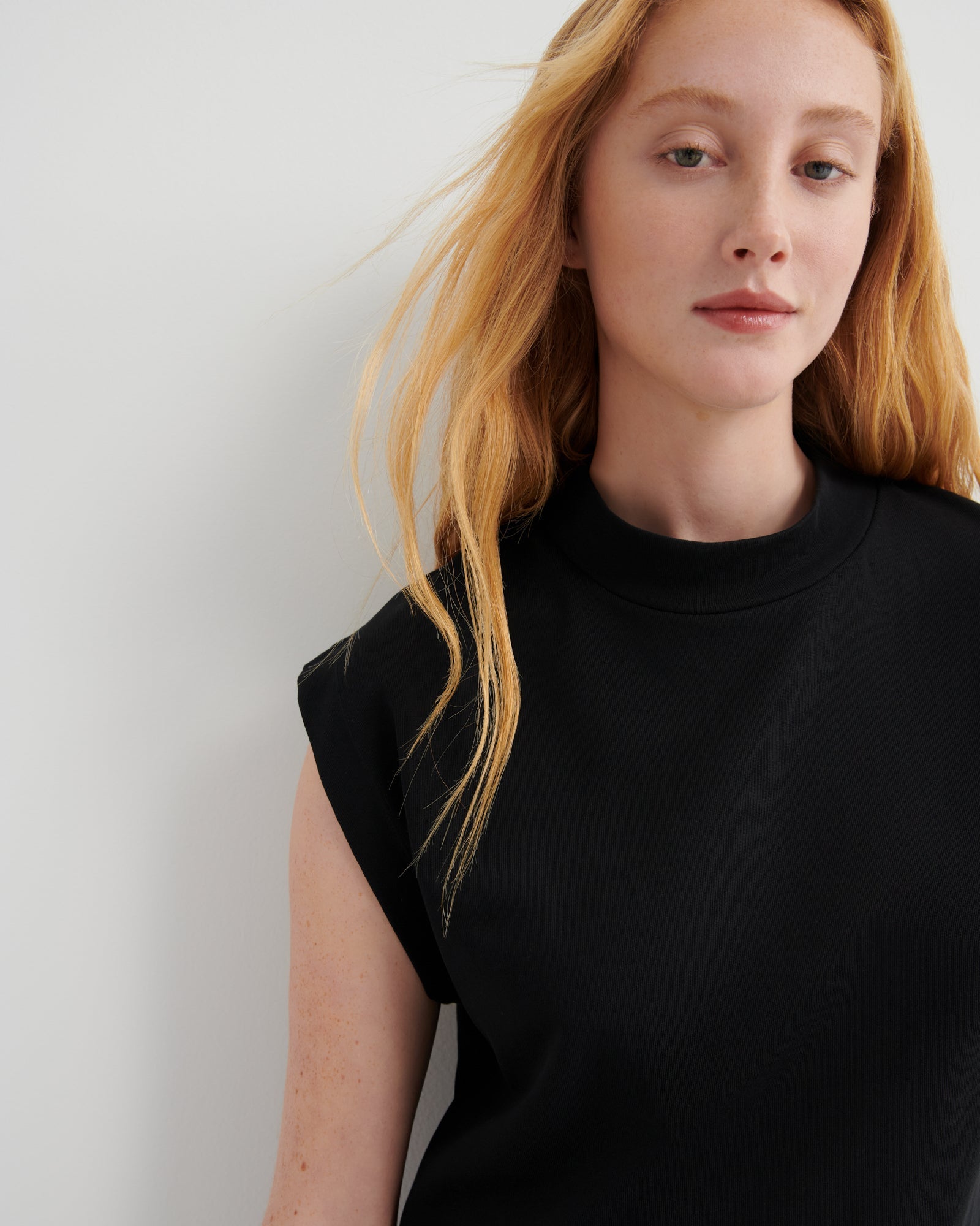 kowtow | Method Tank | Black | Palm Boutique