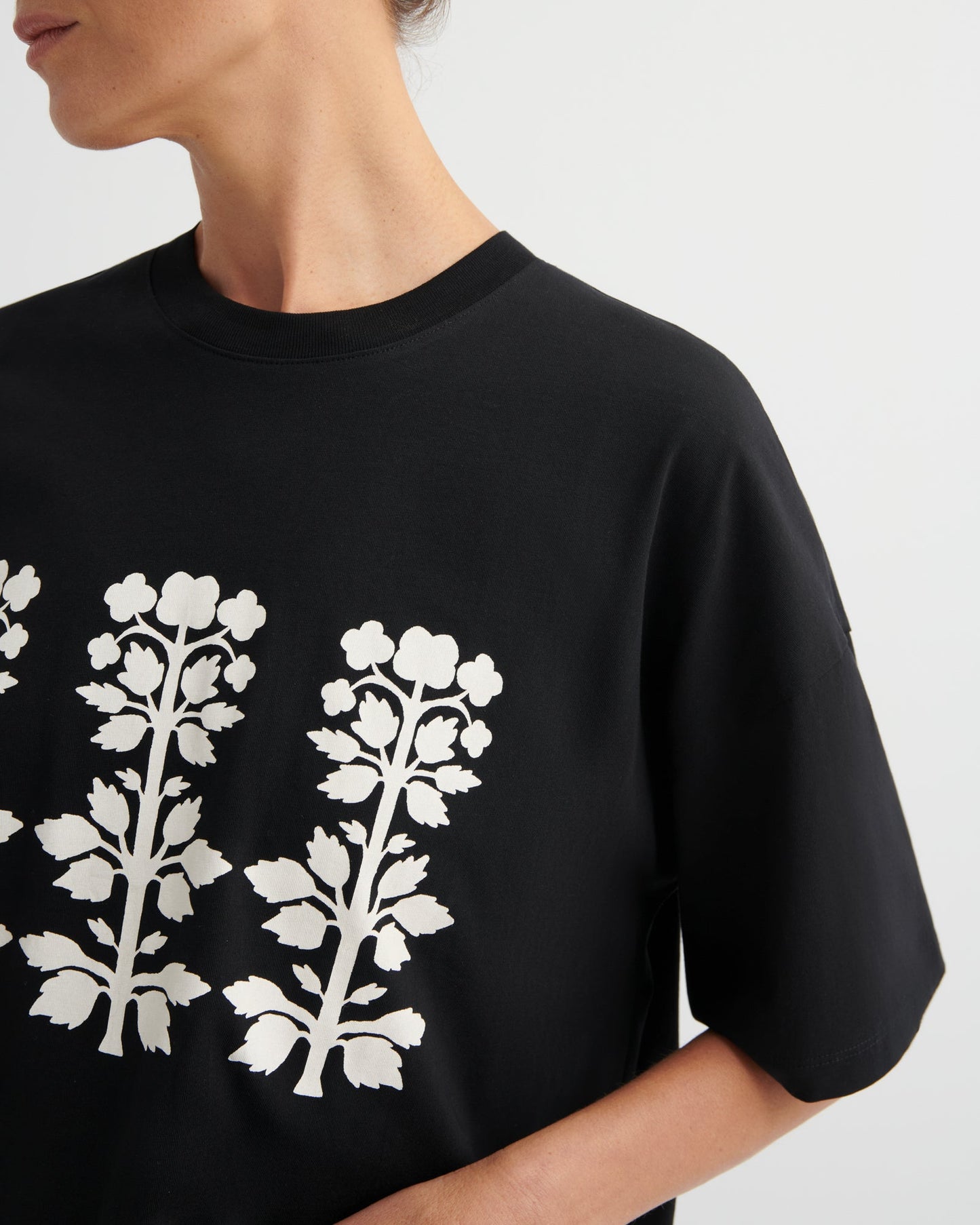 kowtow | Mofit Tee | Black | Palm Boutique