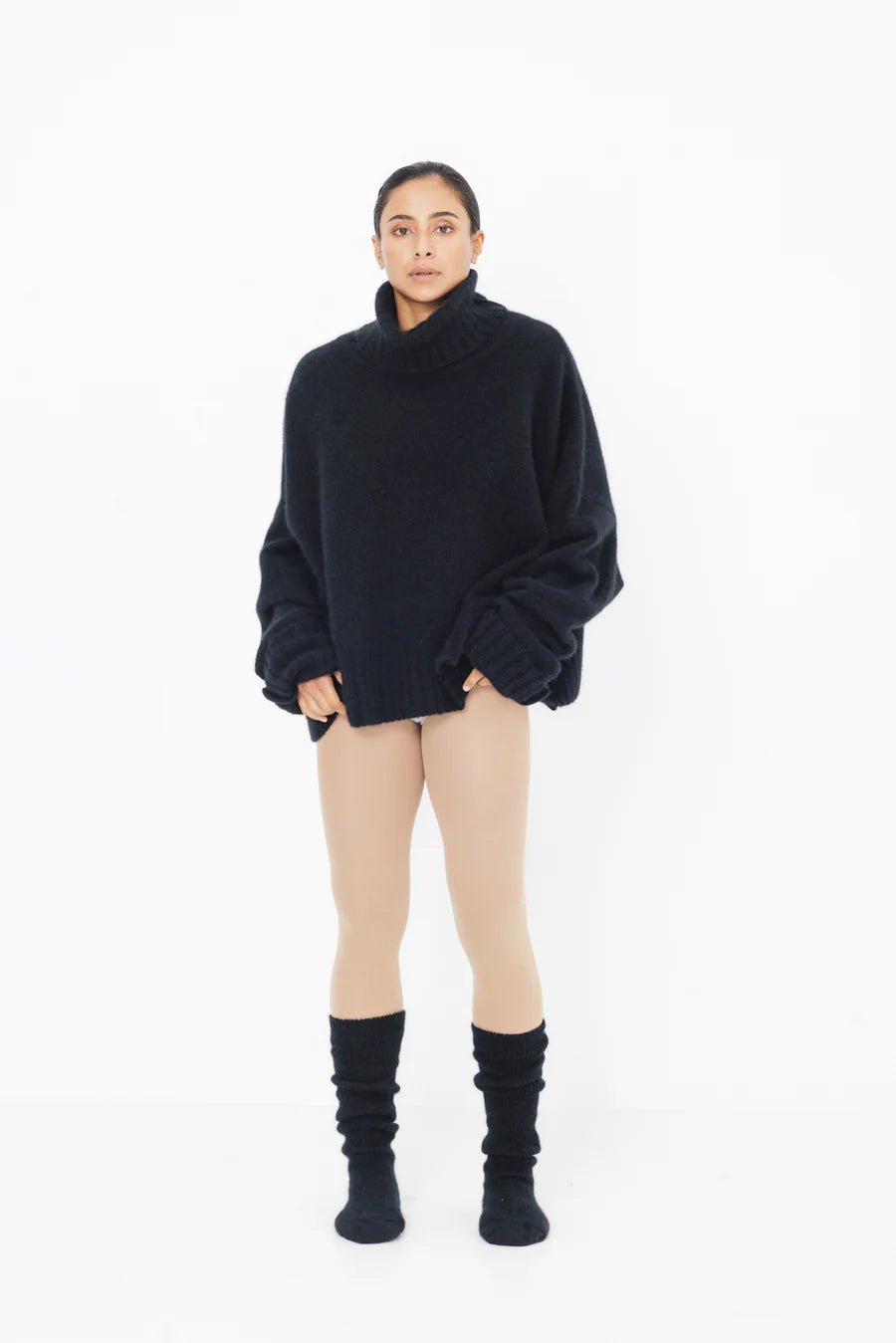 Lela Jacobs | U Turtle Crop | Black | Palm Boutique