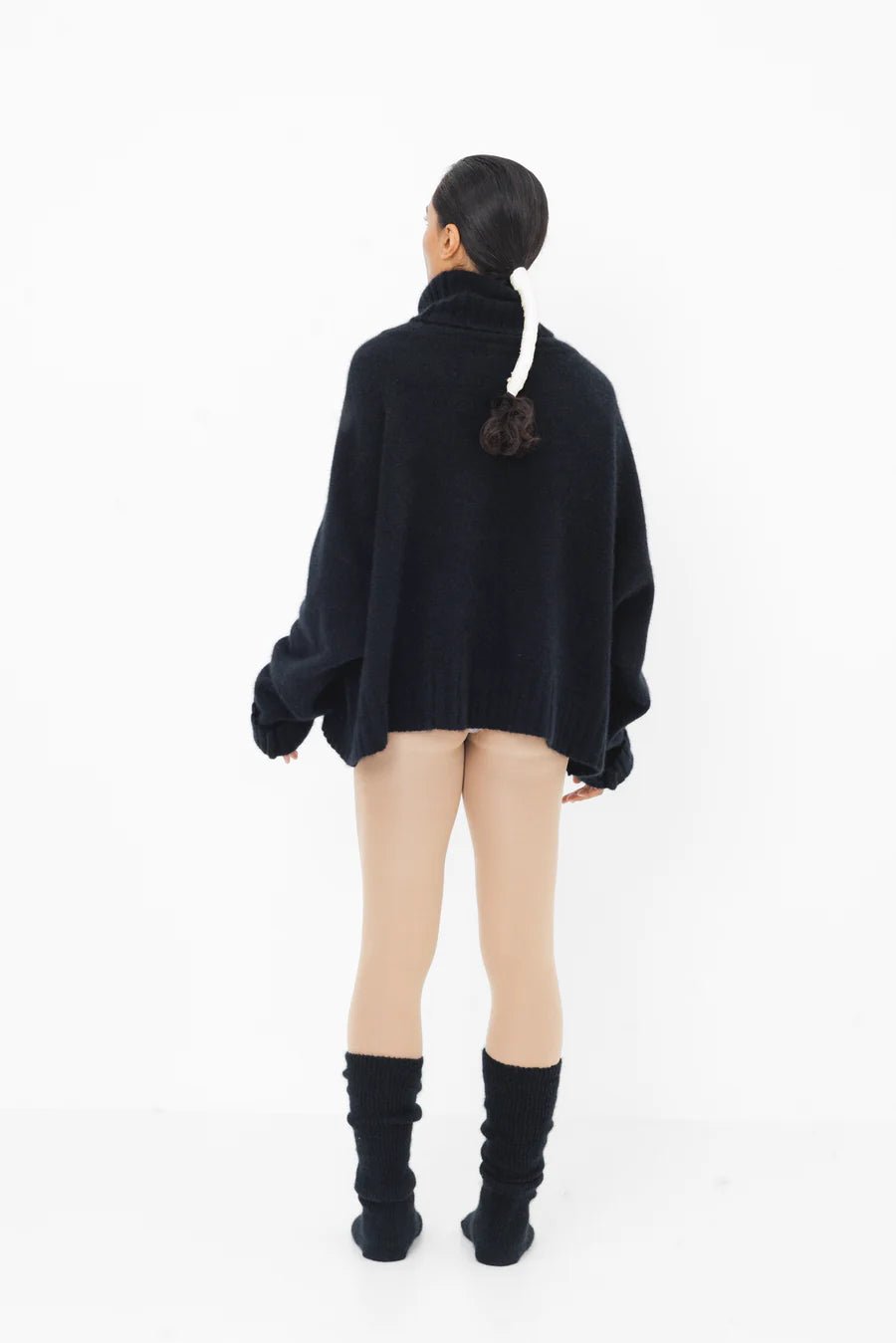 Lela Jacobs | U Turtle Crop | Black | Palm Boutique