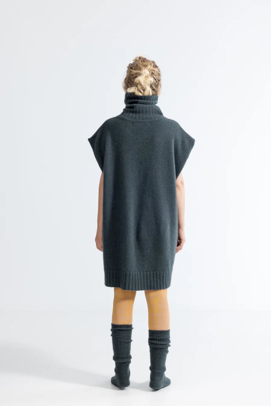 Lela Jacobs | U Turtle Vest | Midnight | Palm Boutique