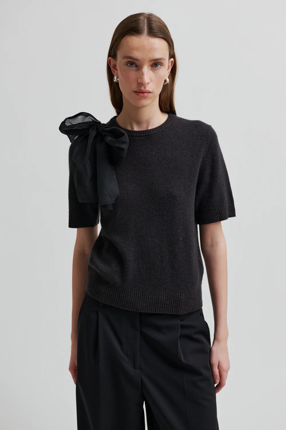 Second Female | Leara Knit O - Neck | Black | Palm Boutique
