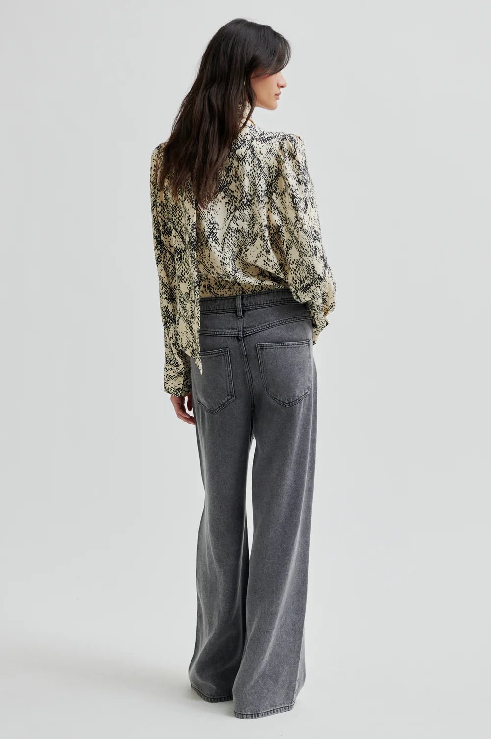 Second Female | Sneaky Shirt | Black Sand | Palm Boutique