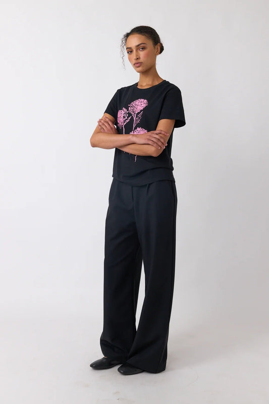 Sylvester | Dahlias T-Shirt | Black | Palm Boutique