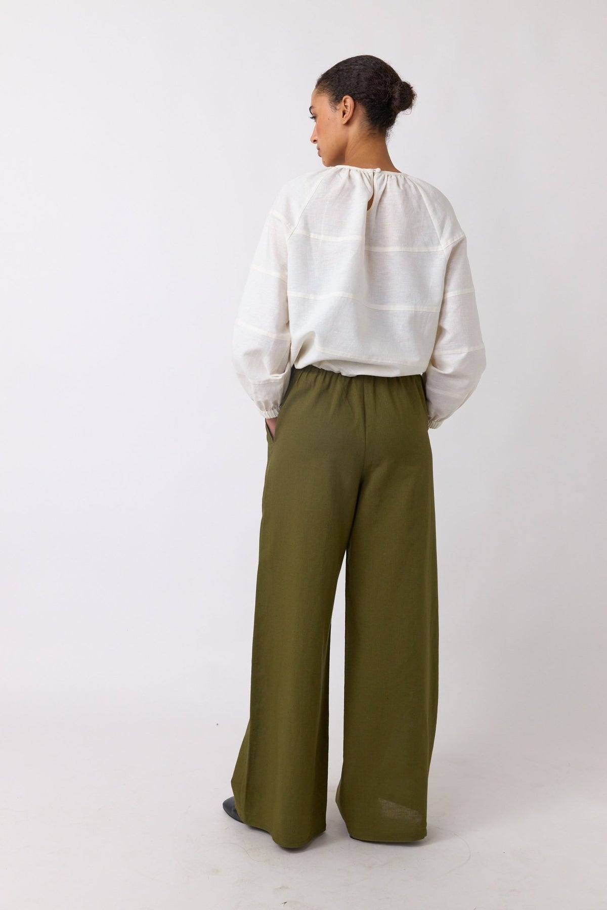 Sylvester | Eternity Trouser | Olive | Palm Boutique