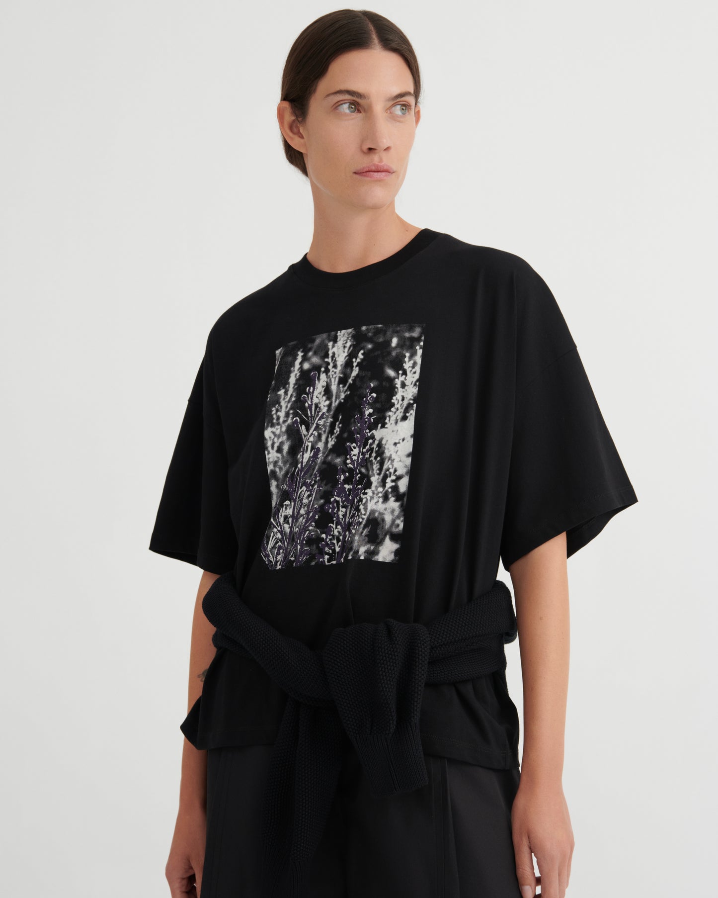 Scene Tee | Black