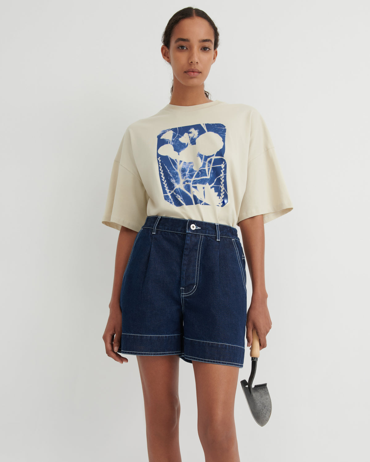 Outline Shorts | Indigo Denim