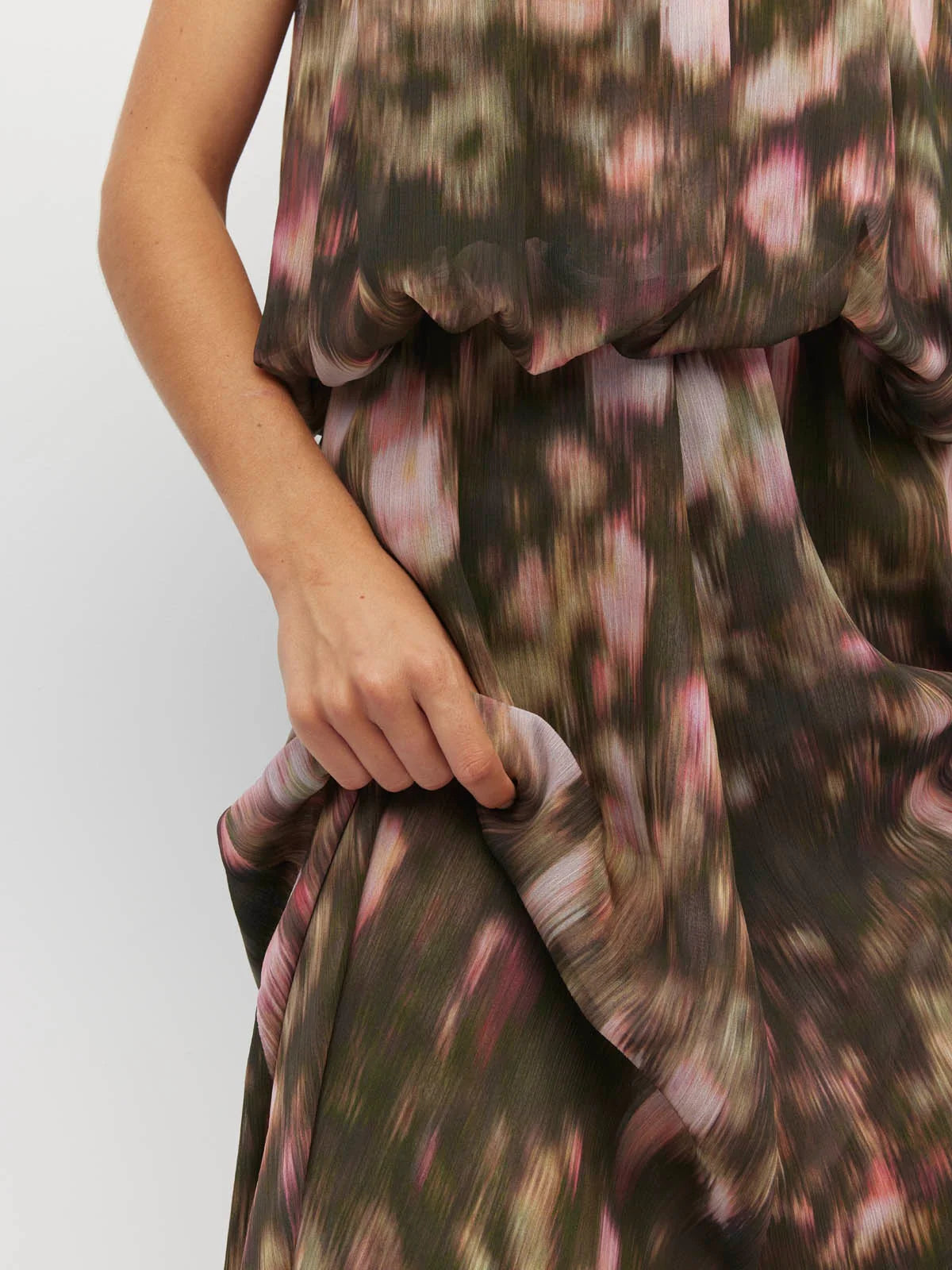 Aria Dress (Blush Petals Silk CDC) Soft Camelia
