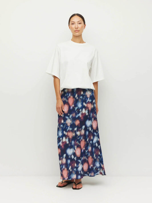 Em Skirt (Rosette Haze Crepe) Night Fall