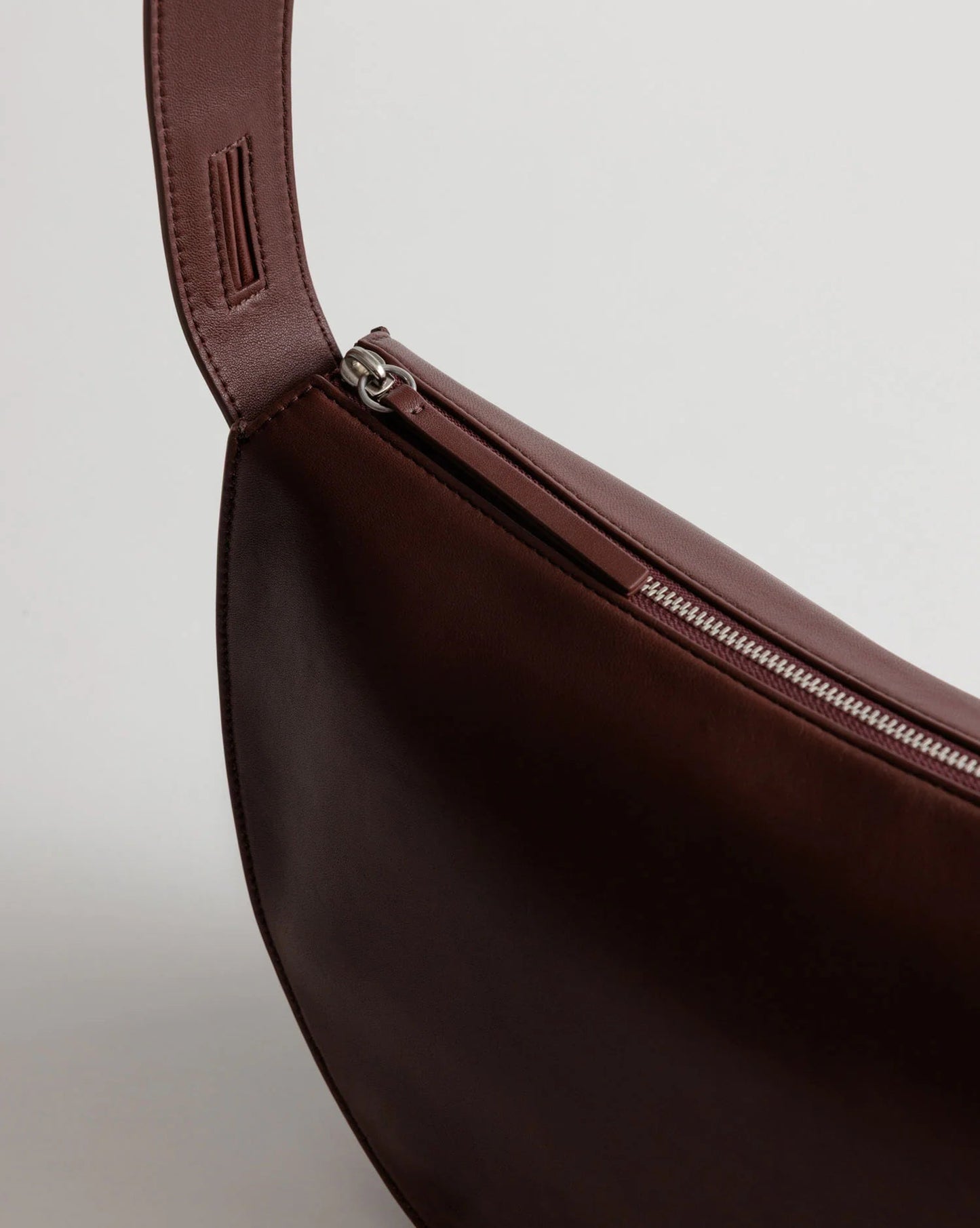 Yu Mei | Antonia Bag | Ox Lambskin | Palm Boutique