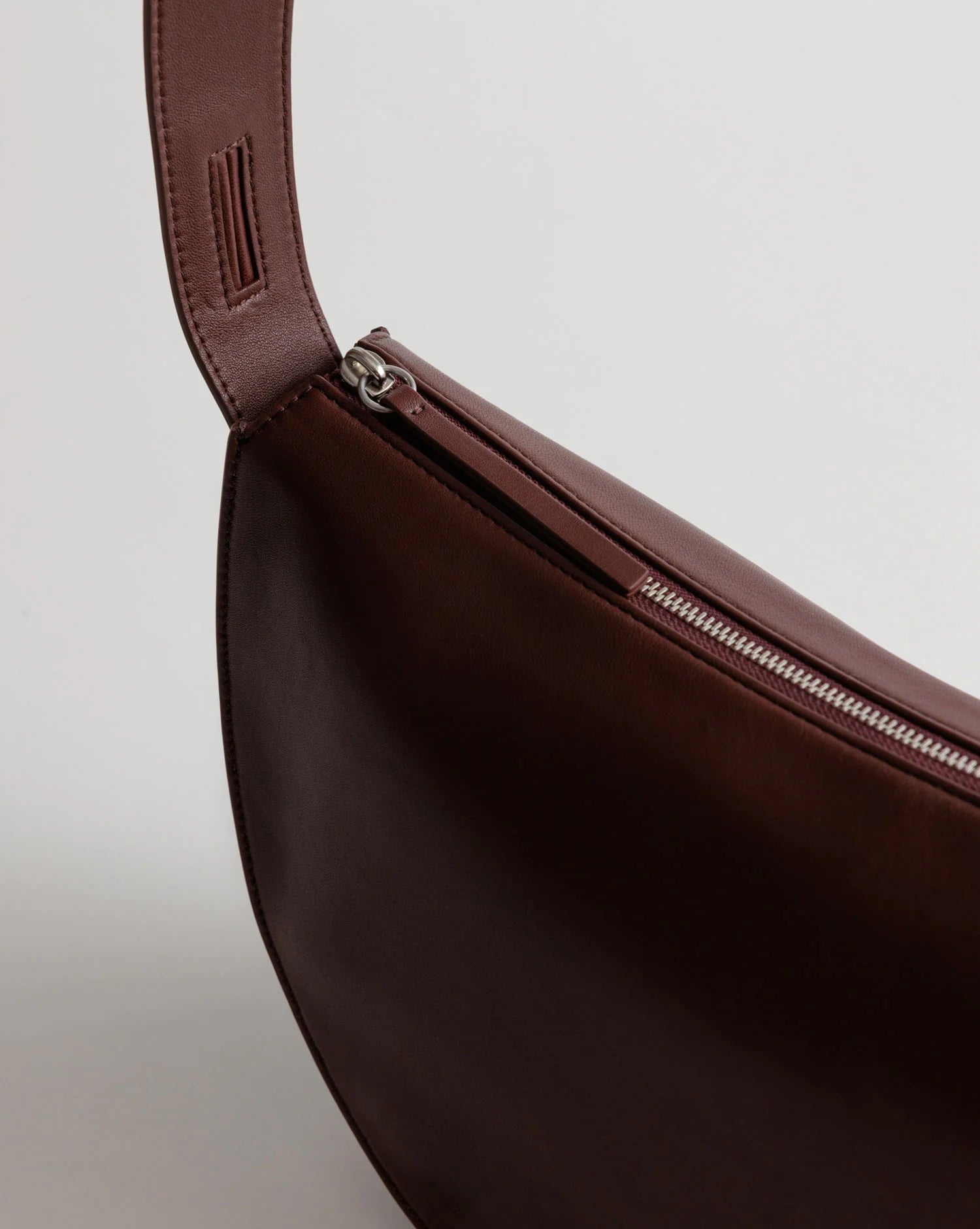 Yu Mei | Antonia Bag | Ox Lambskin | Palm Boutique