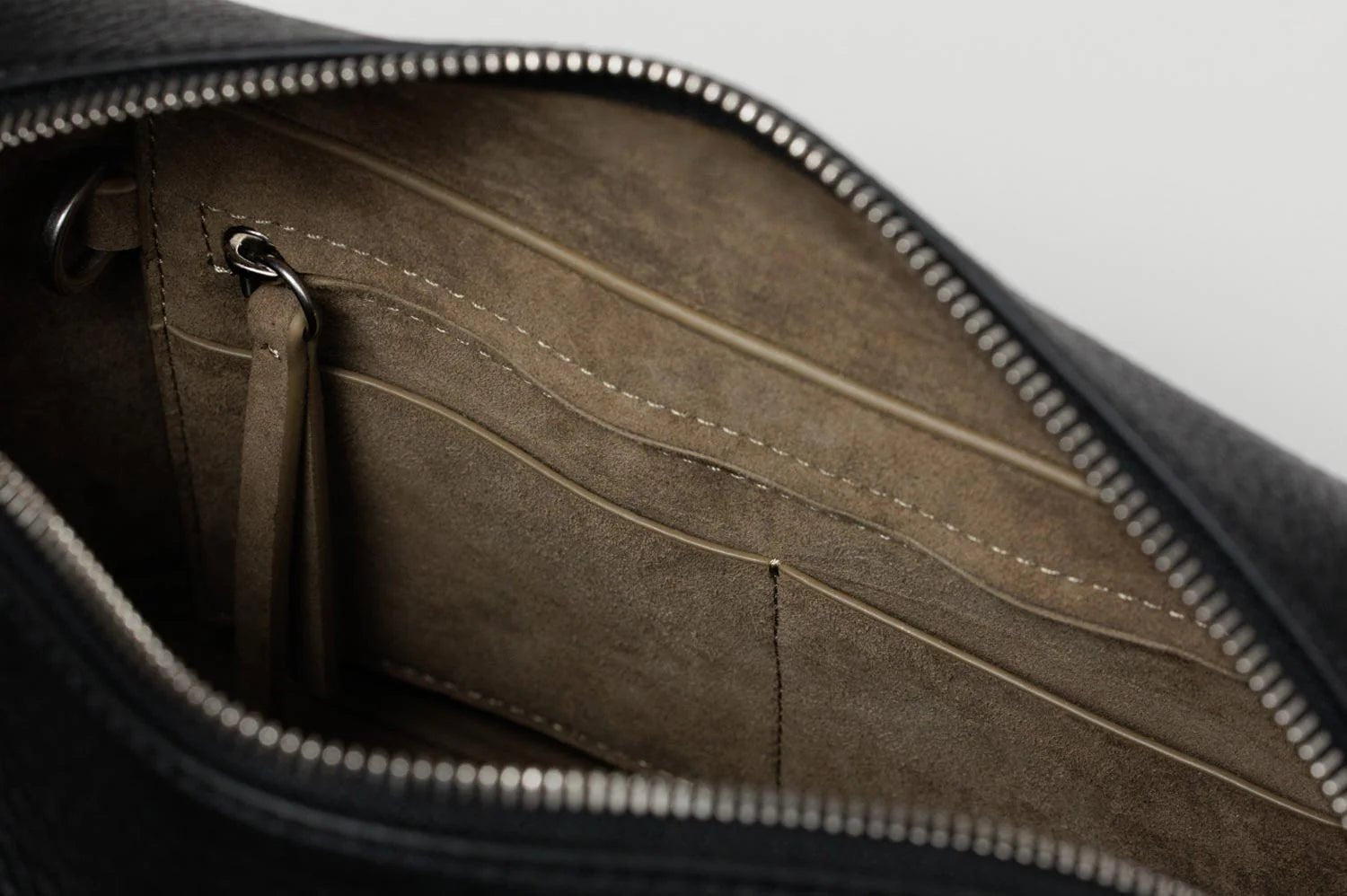 Yu Mei | Ch'lita Bag | Black Deer Nappa | Palm Boutique